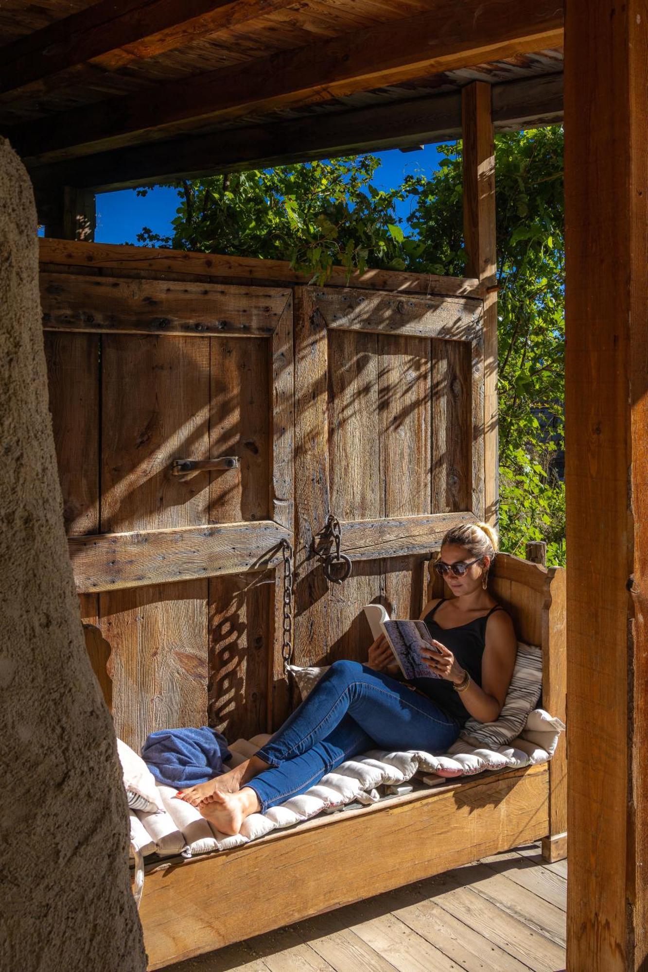 Bed and Breakfast La Ferme de Beauté Chateauroux-les-Alpes Exterior foto