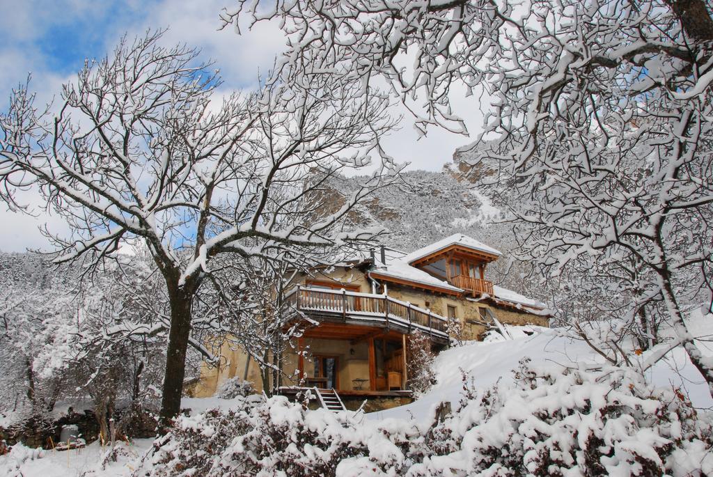 La Ferme de Beauté Bed and Breakfast Chateauroux-les-Alpes Exterior foto